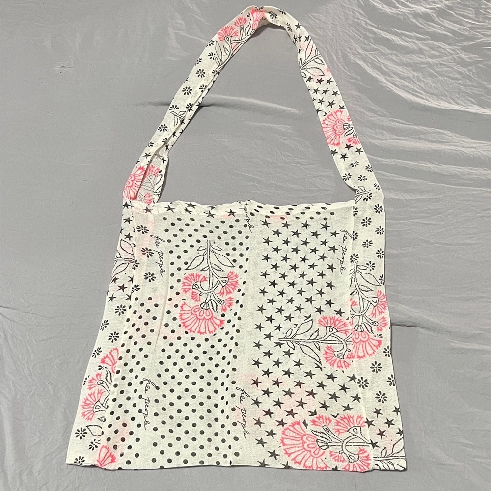 NWOT Free People Reusable Tote Bag - Picture 1 of 2